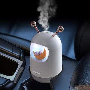 Humidifier Mini Ultrasonic Essential Oil Diffuser * Ours Lunair * Green Colour